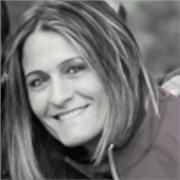 PROFESORA DE EDUCACION PRIMARIA, INFANTIL Y DIPLOMADA EN EMPRESARIALES CON EGA